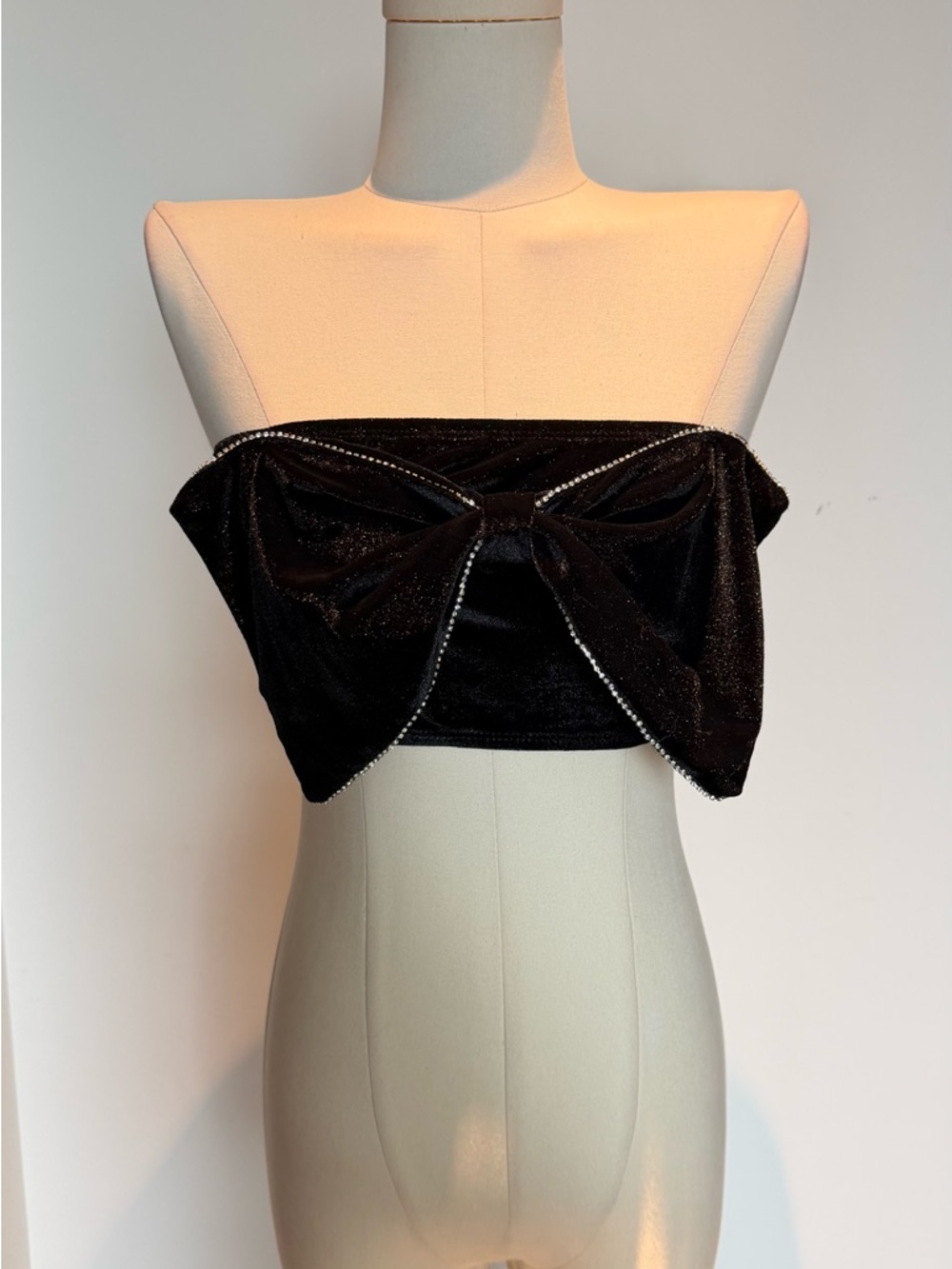 Black Bow-Front Velvet Crop Top with Rhinestone Straps - Picture 3 of 8